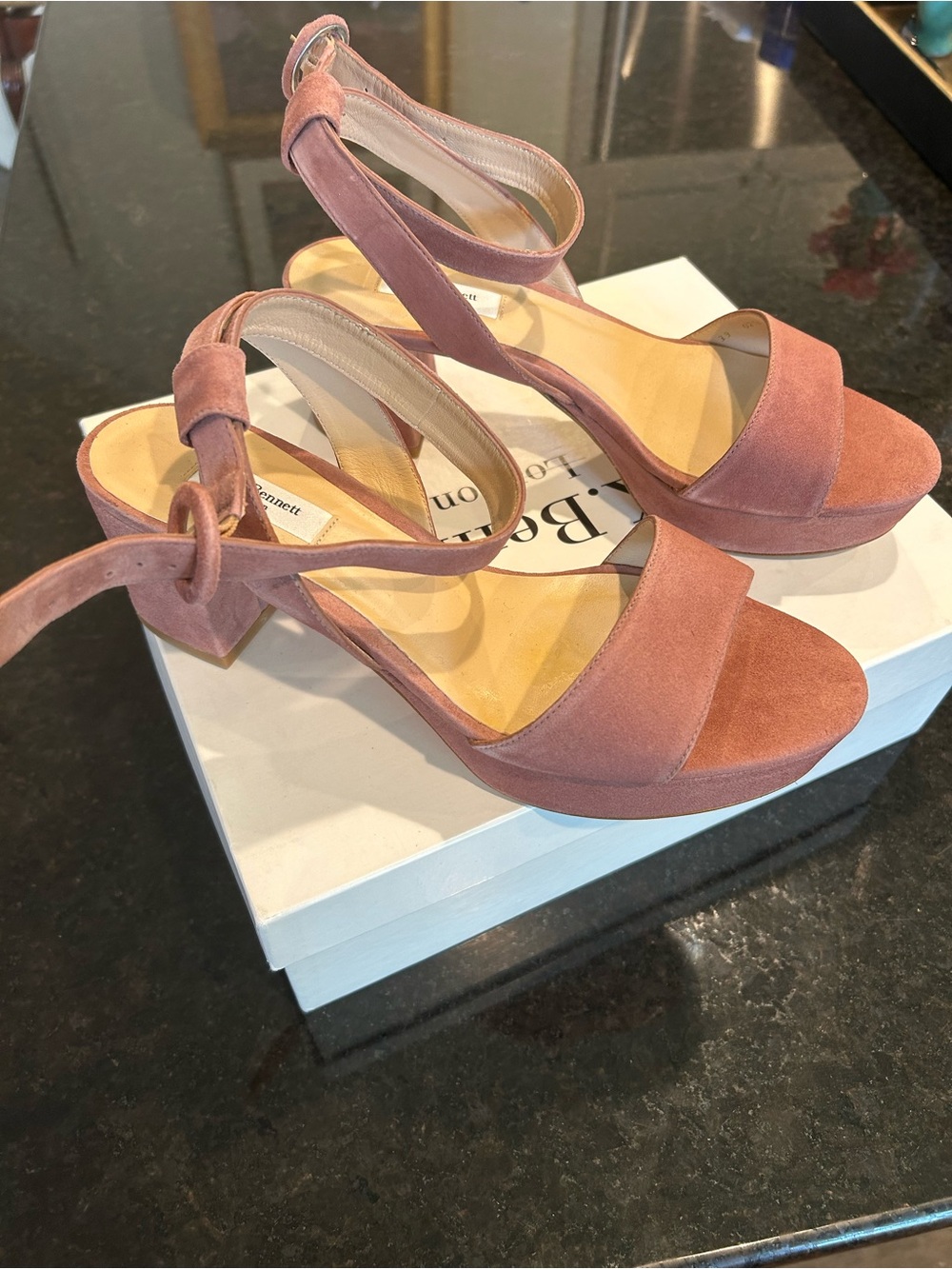 LK Bennett NIB Dusty Pink Suede Platform Sandals